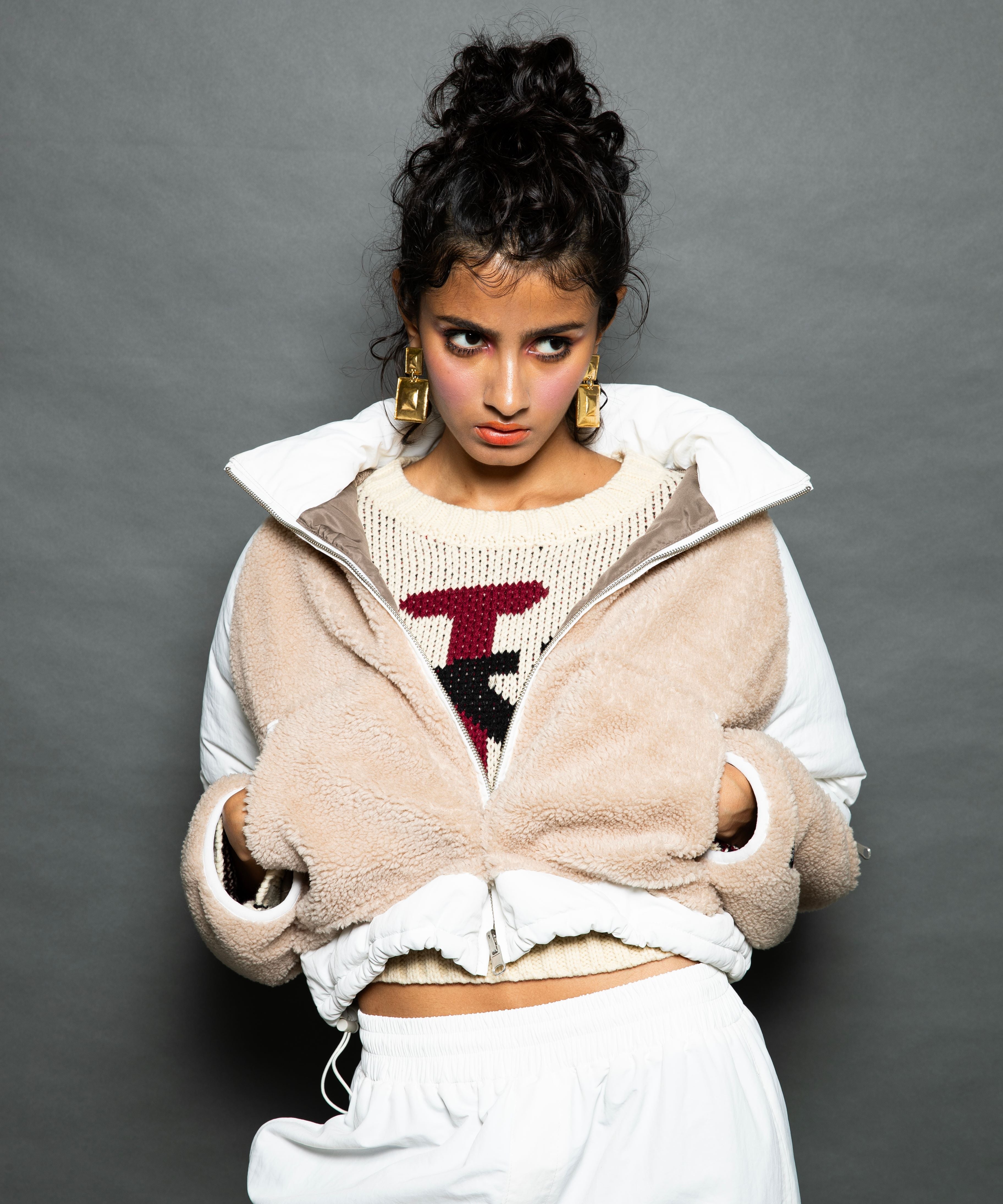 シャカモコジャンパー