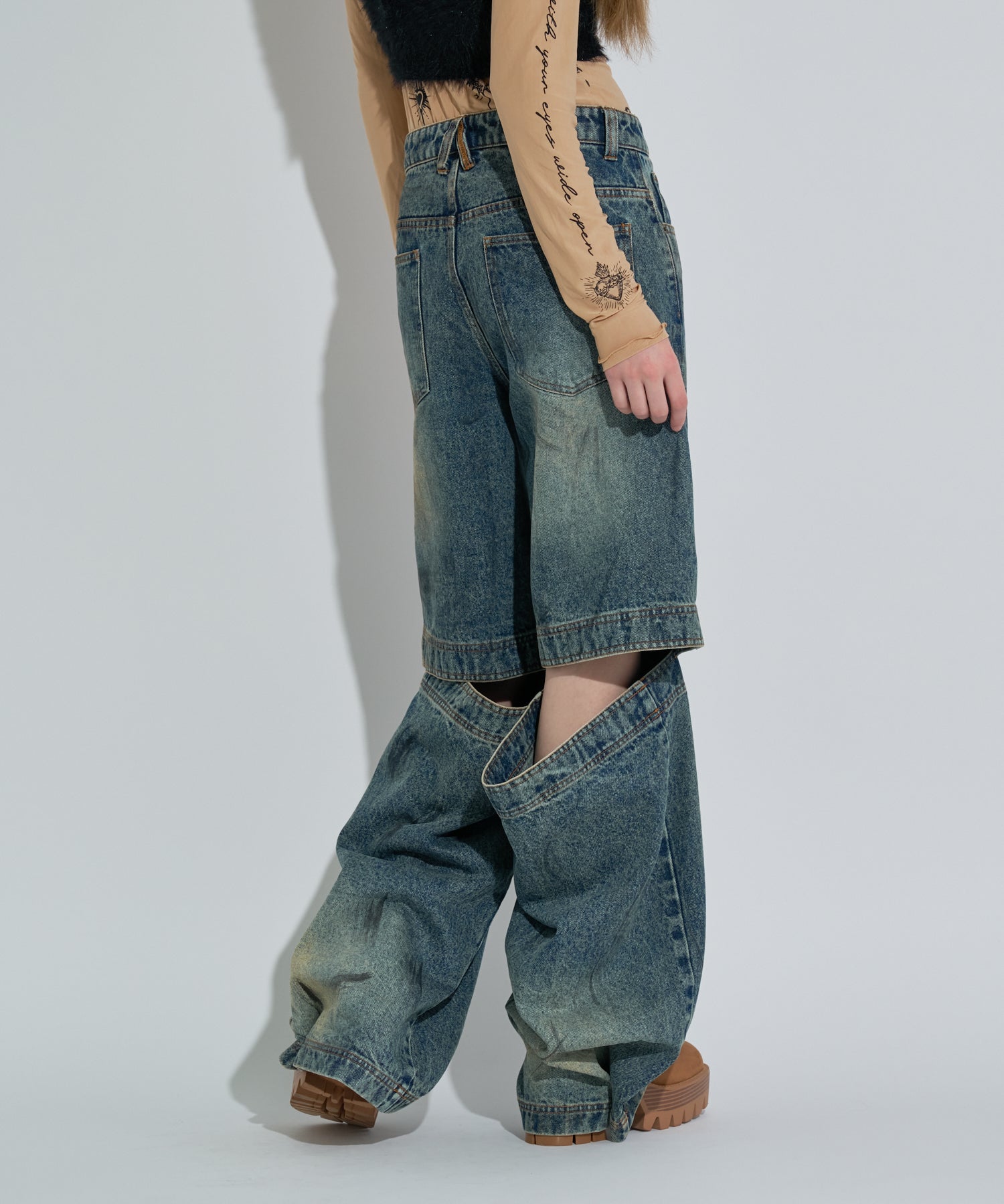 Model:173㎝ Size:M