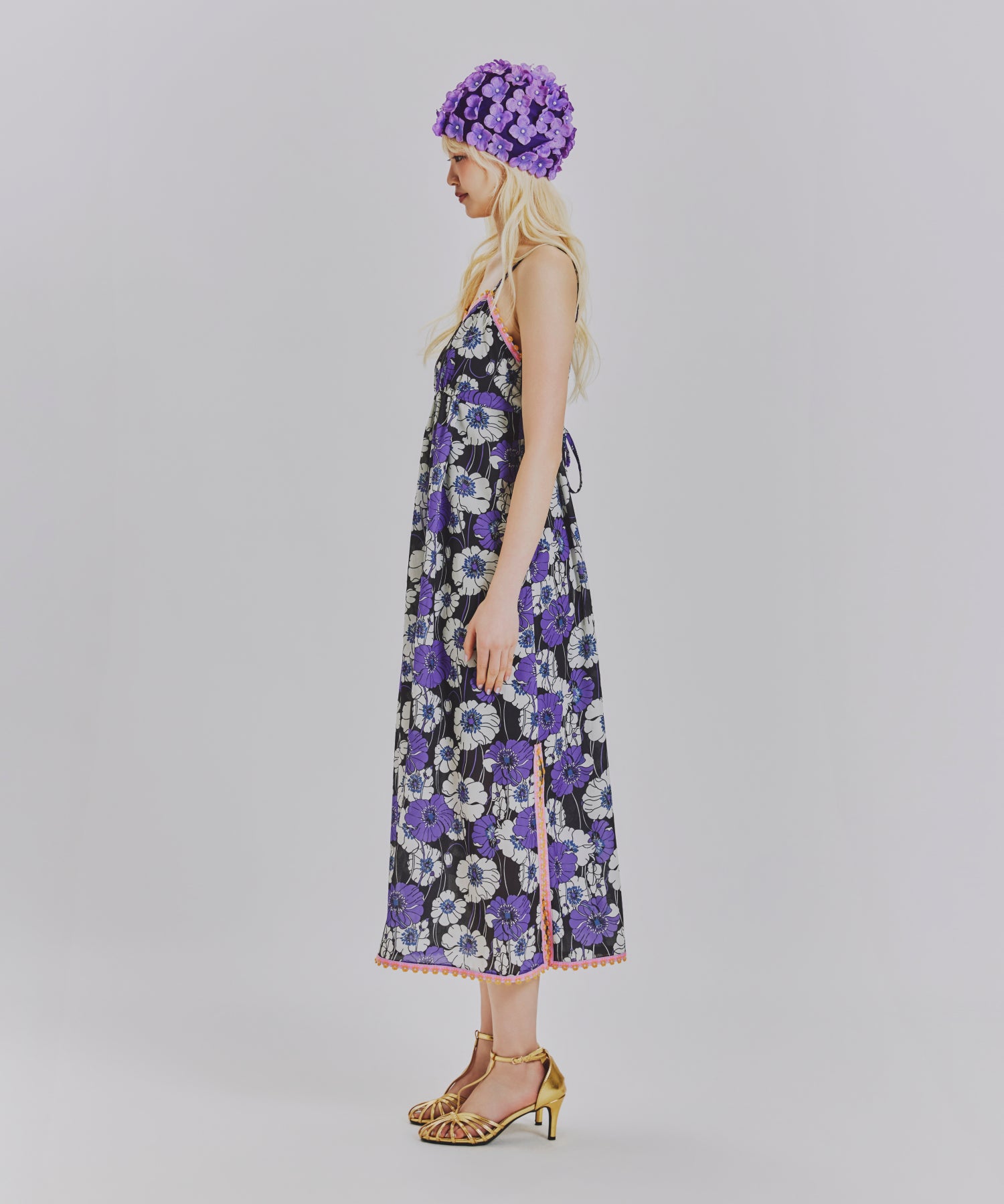 Model:174㎝ Size:F