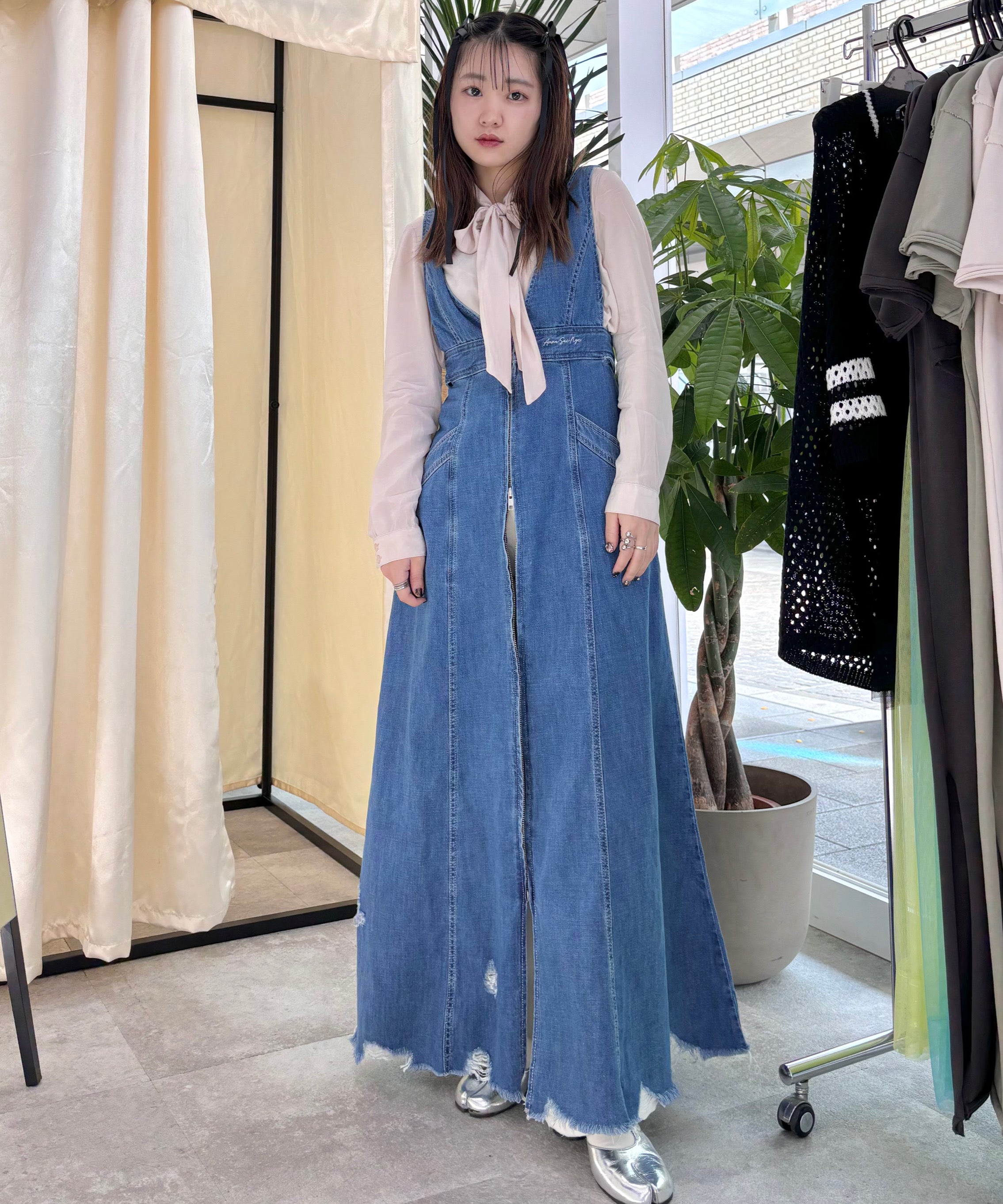 153cm