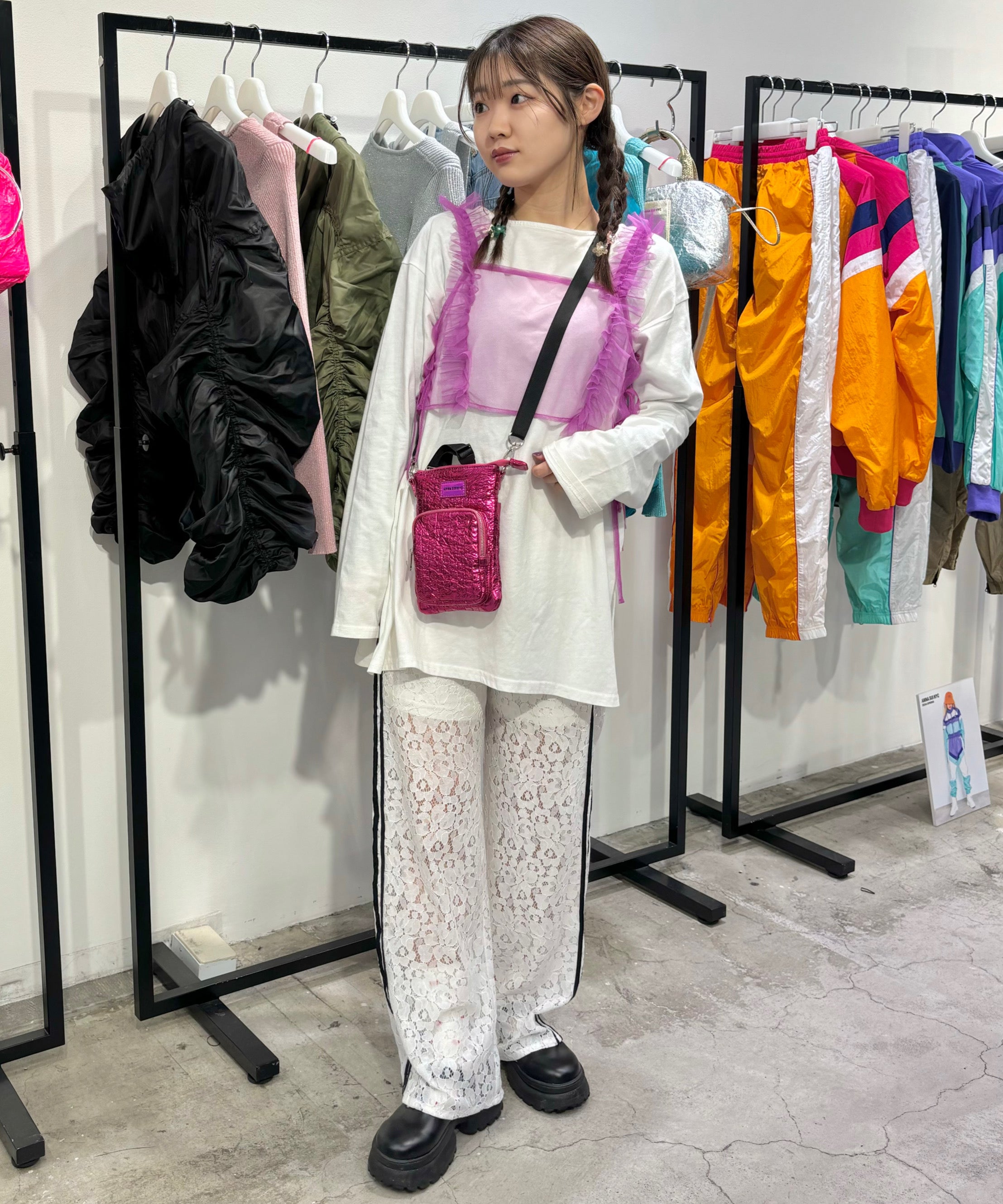 153cm