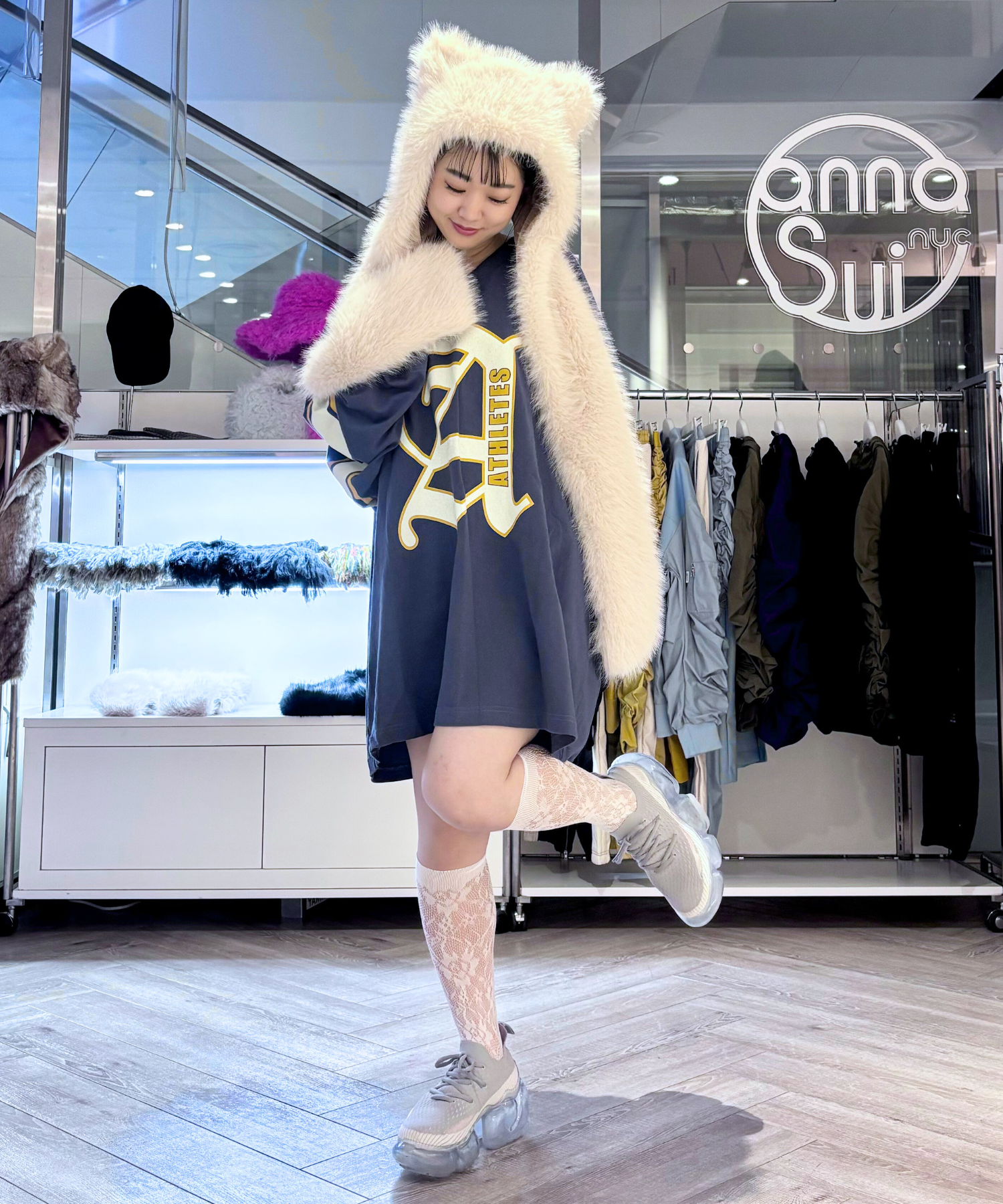 153cm