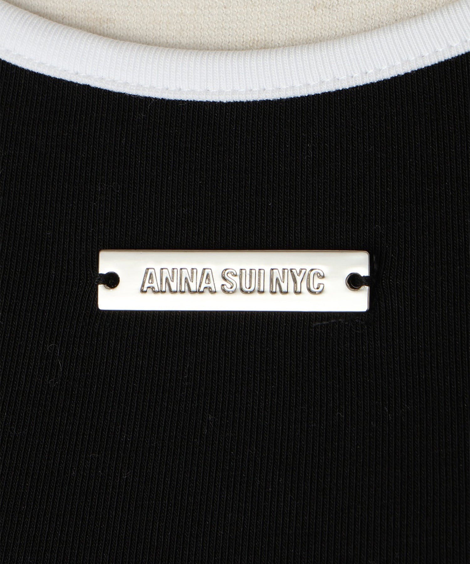 カットアウトスリーブTシャツ – ANNA SUI NYC
