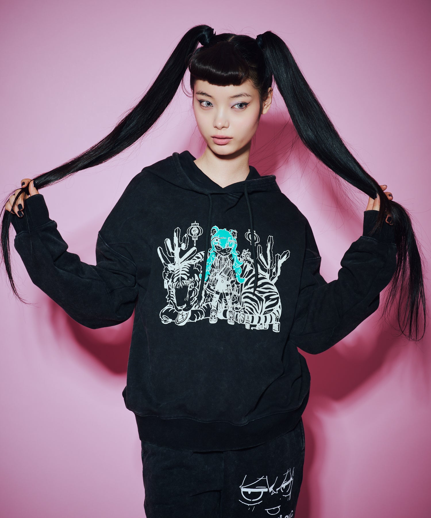 TERAスウェットフーディー – ANNA SUI NYC