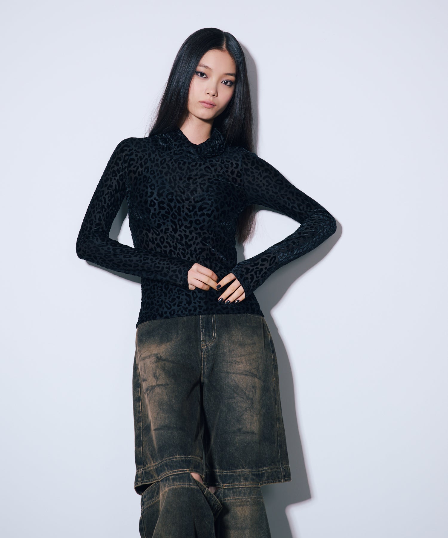 テレ東ドラマ「ベイビーわるきゅーれ エブリデイ！」にて、衣装