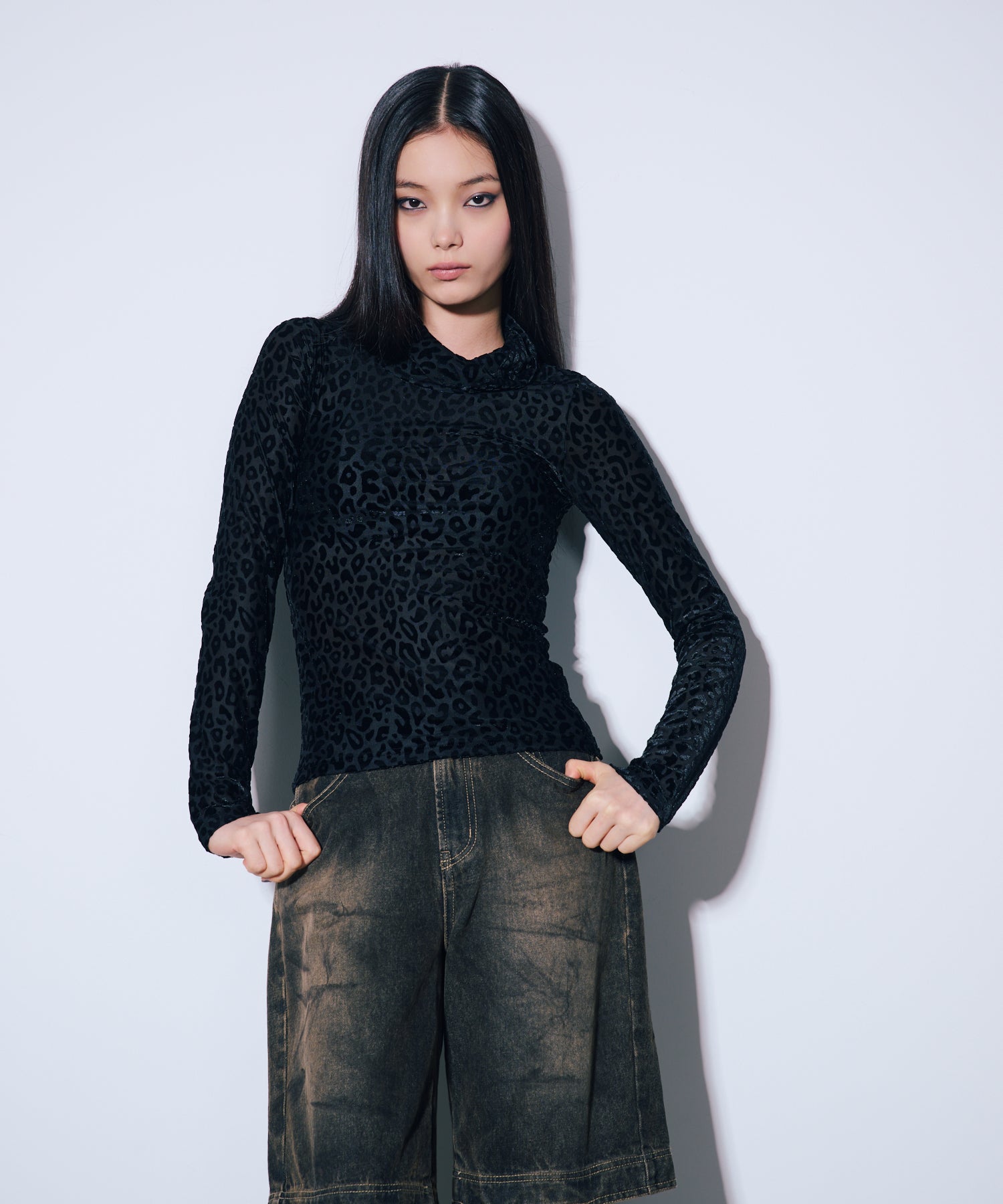 総柄シアータートルネック – ANNA SUI NYC