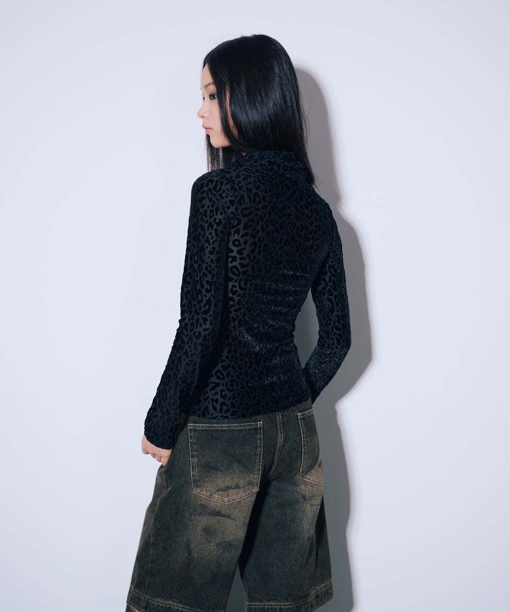 総柄シアータートルネック