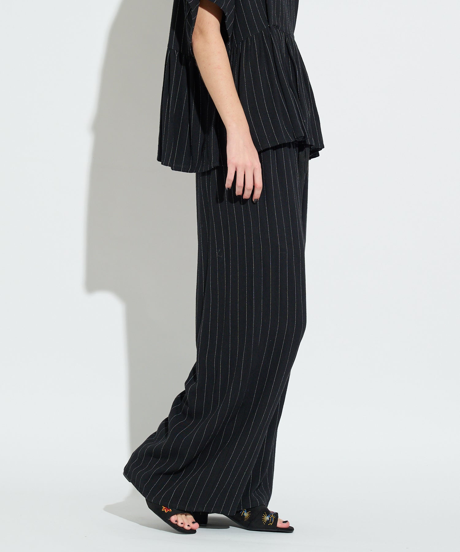Model：173㎝　Size：F