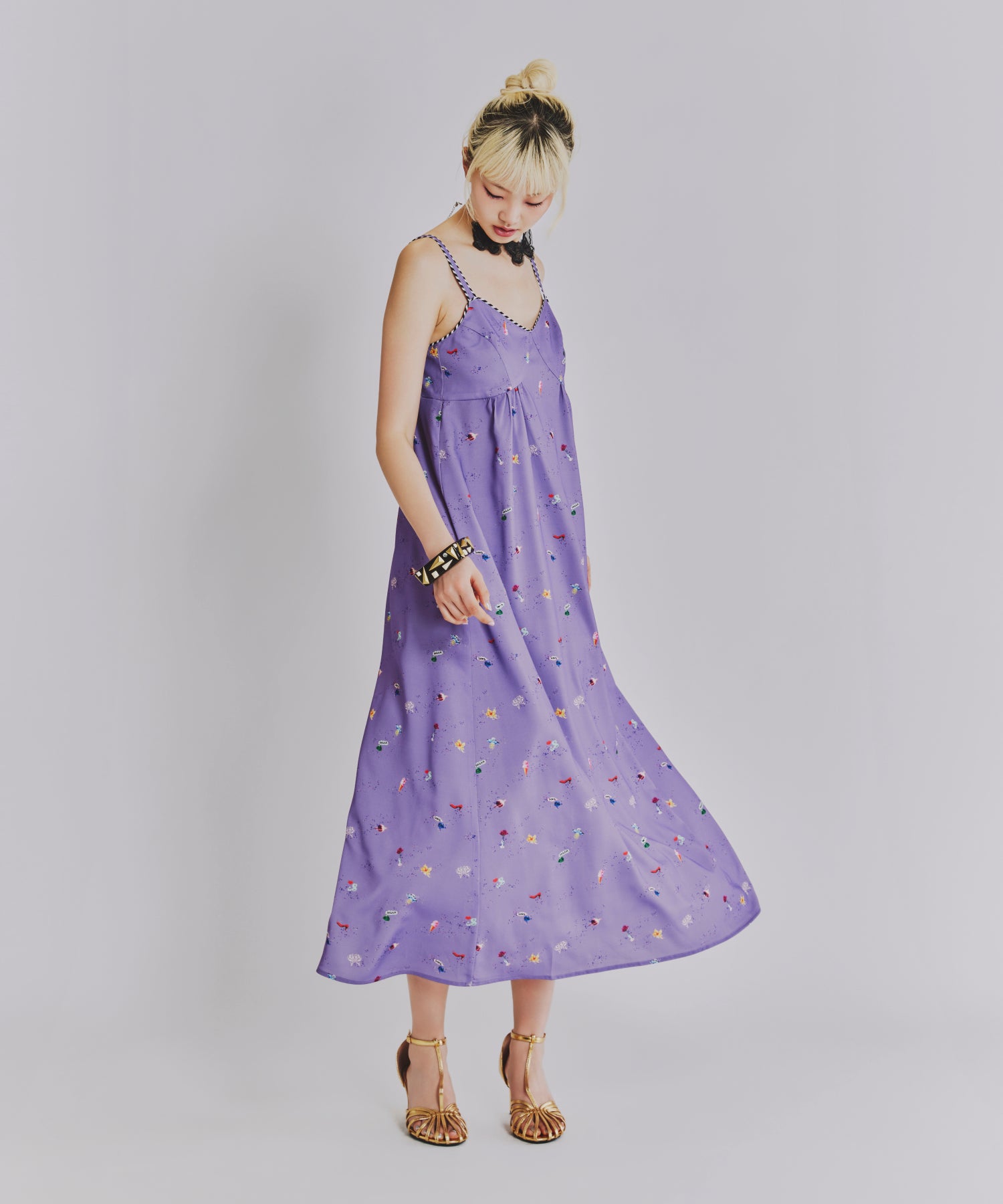公*o様 innocent world × MUCHA コラボ　ロングワンピース SHIRACOロングワンピース – ANNA SUI NYC