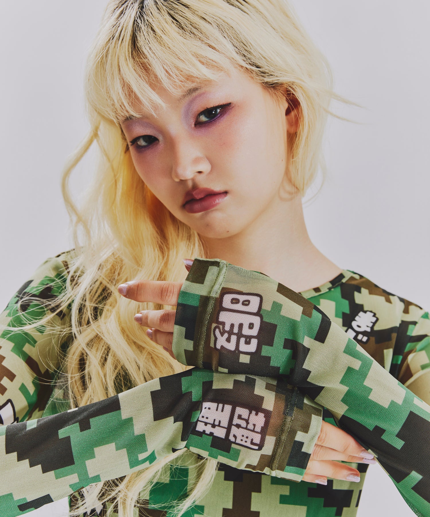 TERA つぶやきCAMOメッシュトップス – ANNA SUI NYC
